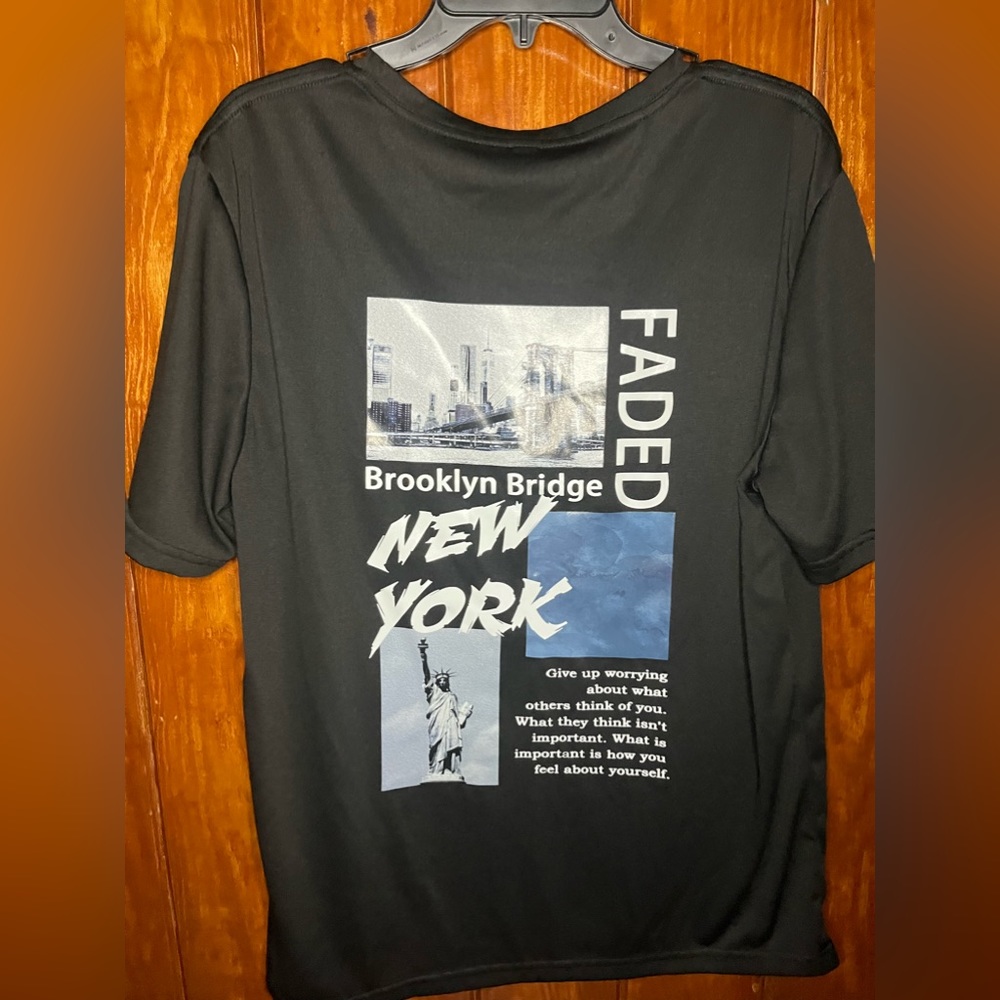 Manfinity EMRG Men Slogan & Skyscrapers Print Tee Large